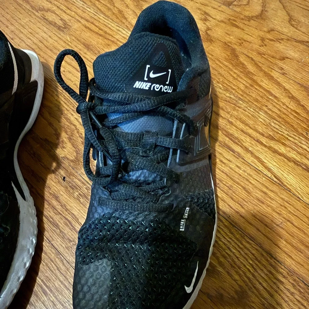 Nike Black and White Running Shoes